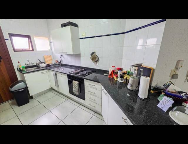 2 BEDROOM APARTMENT FOR SALE IN SUNNINGHILL